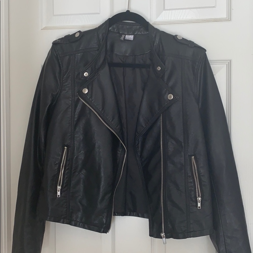 Divided imitation leather jacket